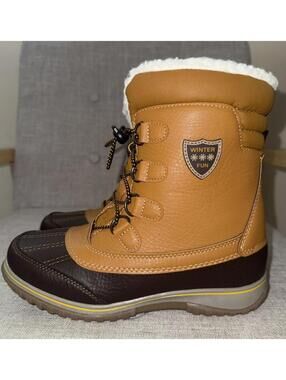 Khombu Kids Boots Size 6 New Without Box